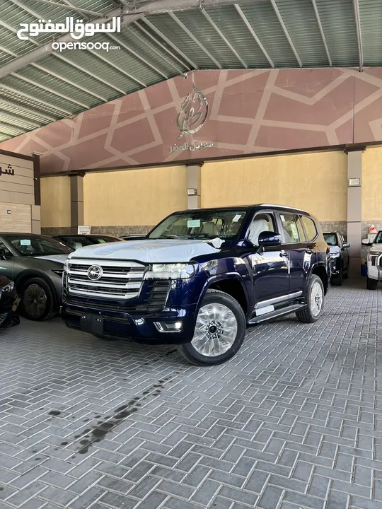 TOYOTA LANDCRUISER GXR Twin Turbo ( معرض الحضر )