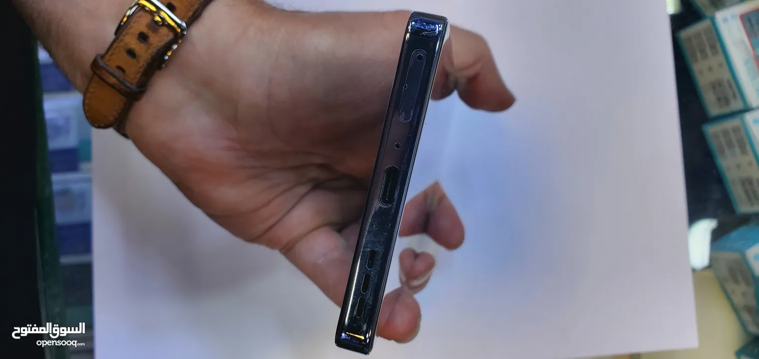 وحش الالعاب Gt20 pro  24 Ram 256G 120 فريم على ببجي اداء ثابت  وكالة الوكاله بحاال الجديد ولا خدش