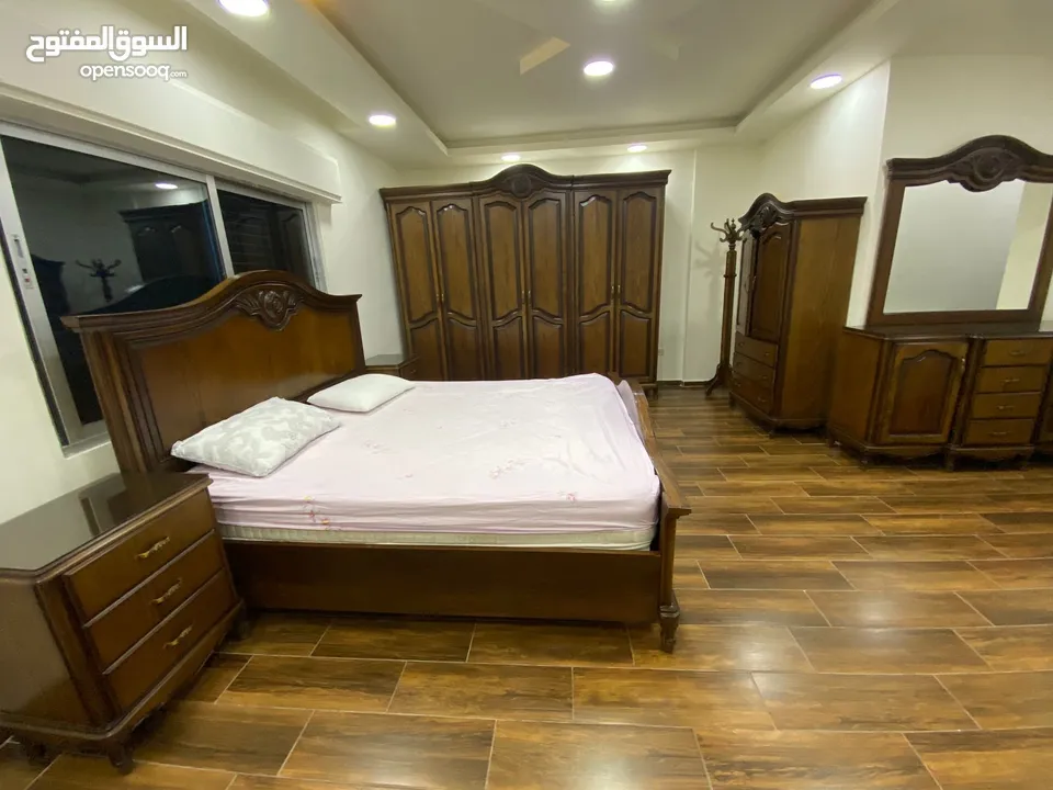 غرفة نوم تصميم حديث موديل مودرن كلاسيك مصنوعة من الخشب الزان والقشر العالي  - (227976844) | السوق المفتوح