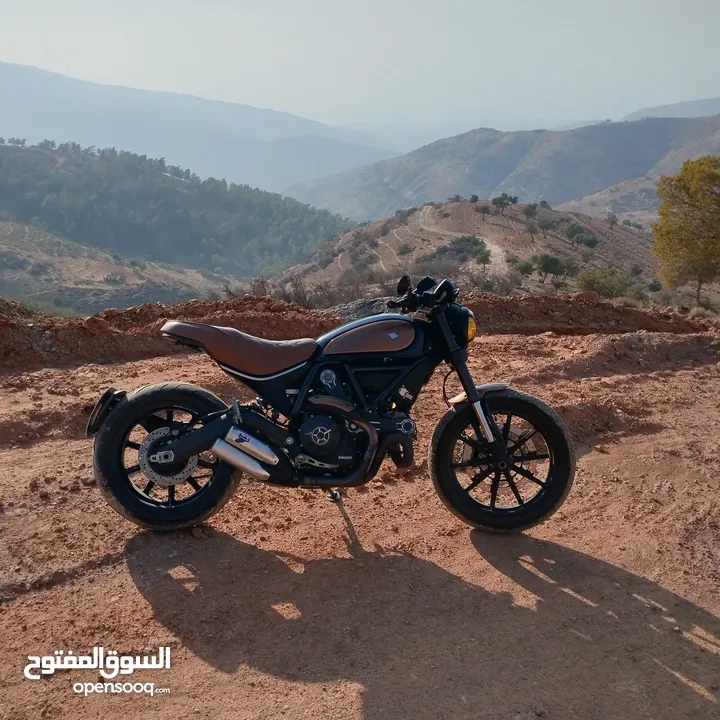 دراجة دوكاتي سكرامبلر فل ثرووتل