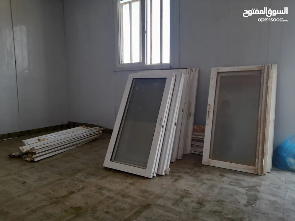 كرفانات مستعملة بحال الوكالة