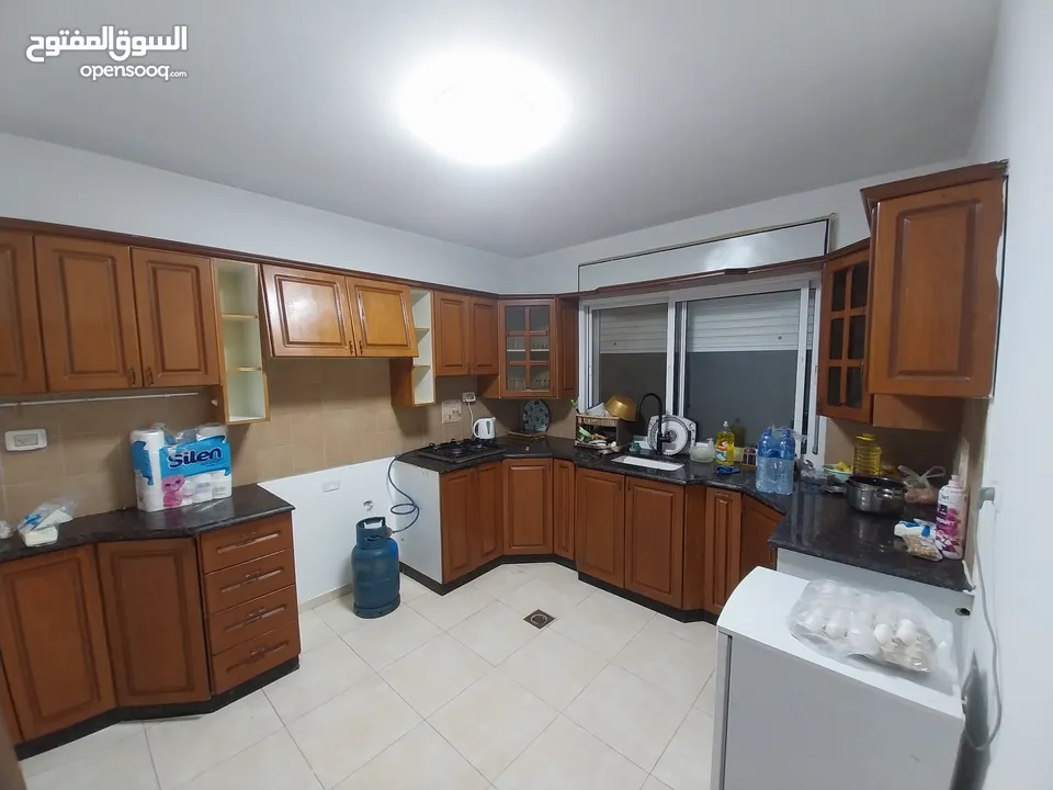 شقة في الطيرة