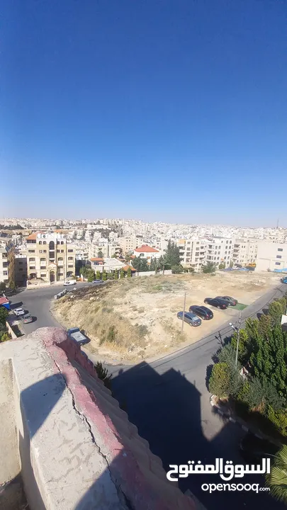 شقة للبيع بمنطقة الياسمين بموقع مميز جدا جدا