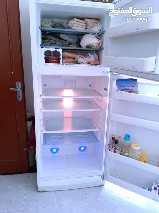 براد نوع بيكو حجم كبير تبريد هواء ممتاز خالي من اي عطل