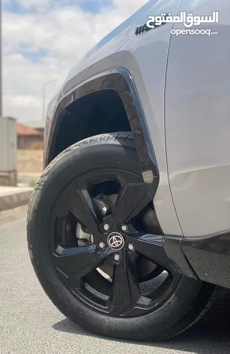 Toyota RAV4 Hybrid 2020 XSE lithium battery /فحص اتوسكور b+/ بانوراما اعلى صنف
