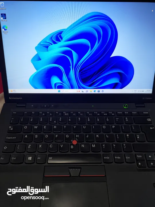Lenovo thinkpad core i5 8gb ram 170gb hard,15 inches display with original charger pm me if you inte