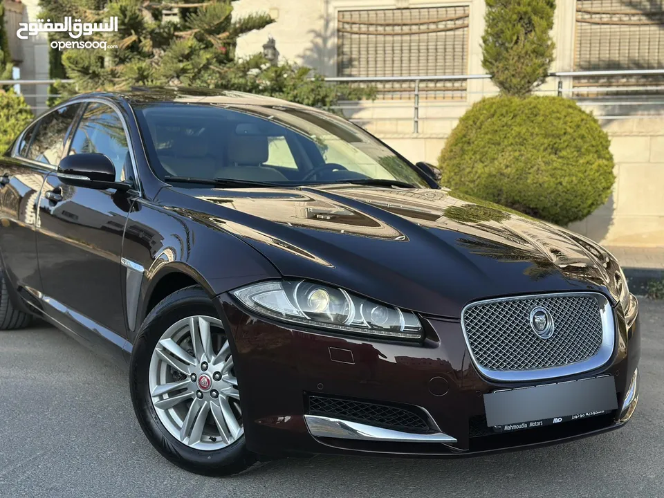 JAGUAR XF 2013 Full loaded (مخزنة) وارد الوكالة وصيانة الوكالة قاطعة مسافة 40 الف كم