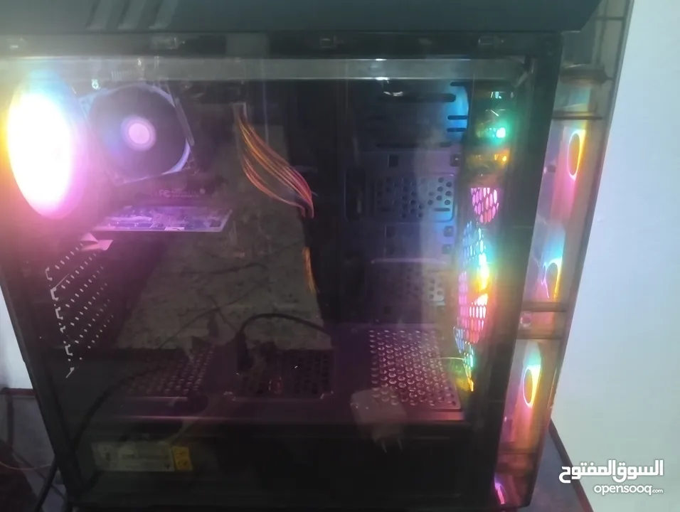 pc للبيع اقرأ الوصف.  مهم  .........................................................................