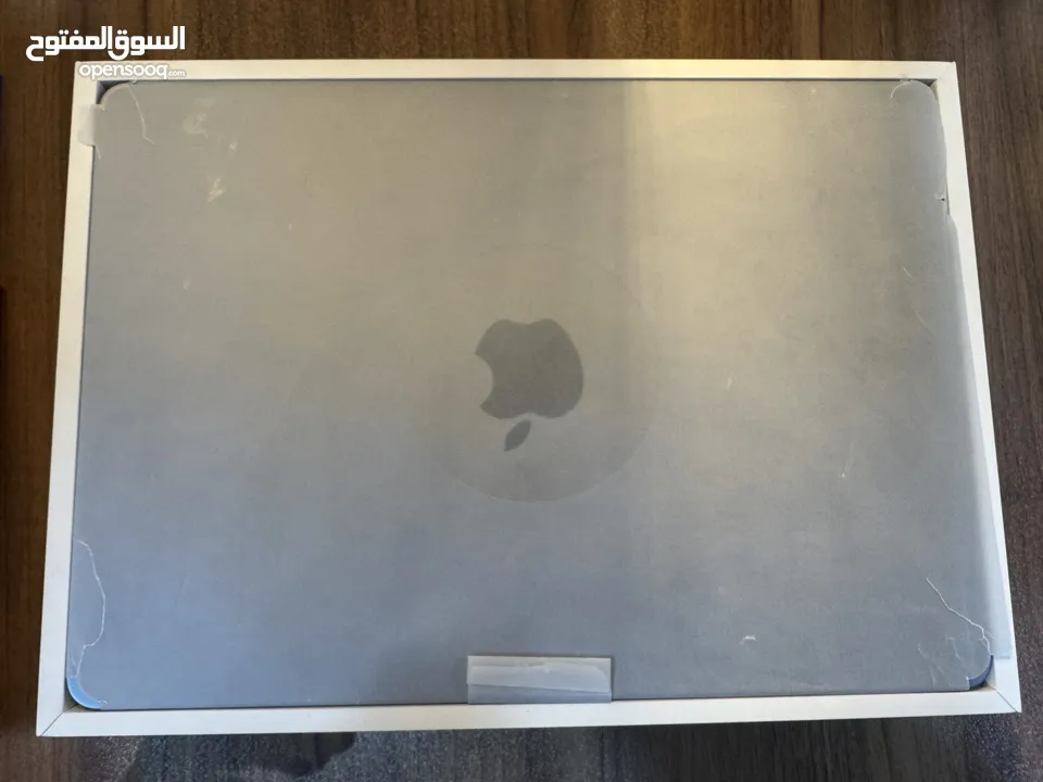 Apple MacBook Air 13.6" M2 UltraSlim Pro