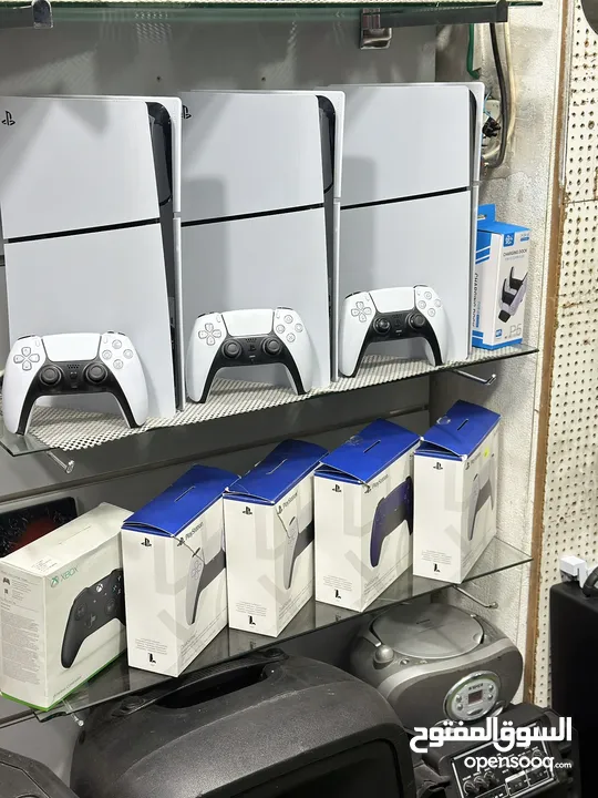 PlayStation 5 slim  مع يد 2