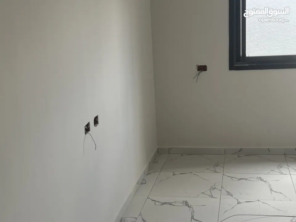 فني كهرباء منزلية  تحت إشراف هندسي