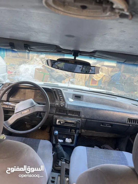 سوبارو1986