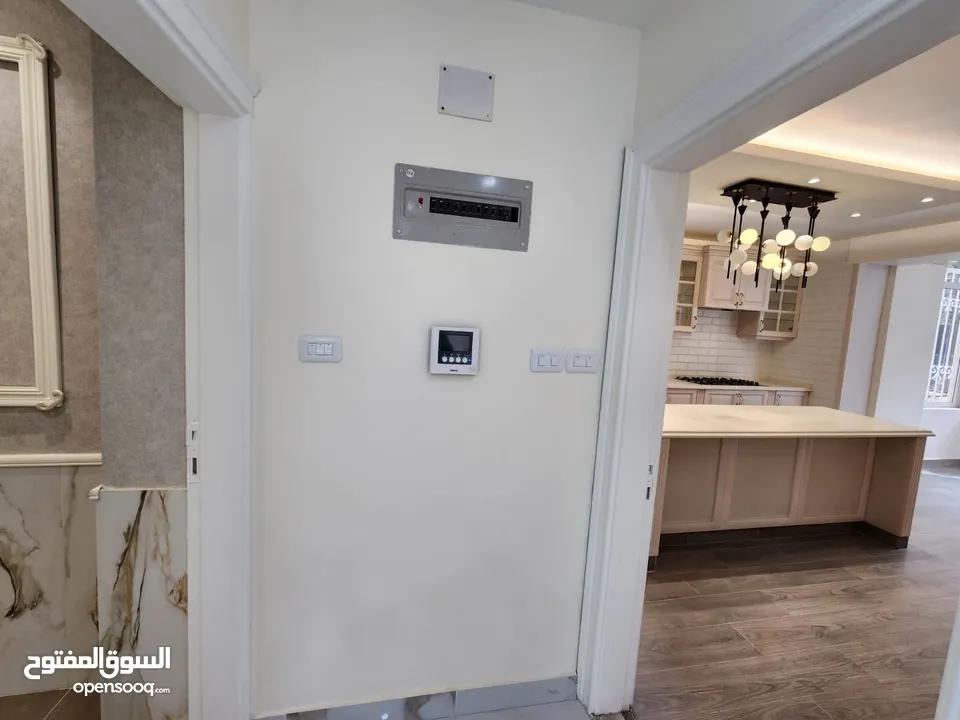 فيلا متلاصقة فاخرة للبيع أو للإيجار في الصويفية - ref : 14472