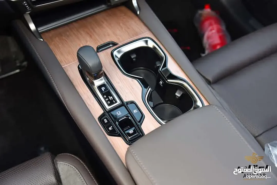 لكزس RX350 L2 2024 مع الميزات المتطورة والفخمة لون اسود ميتالك مميز