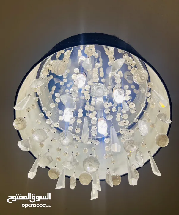 ثريات جميلة و تحف فنيه عدد 3