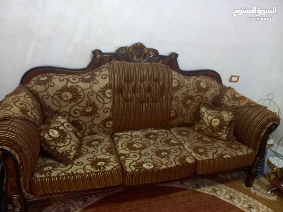 طقم كنب سبع مقاعد ممتاز
