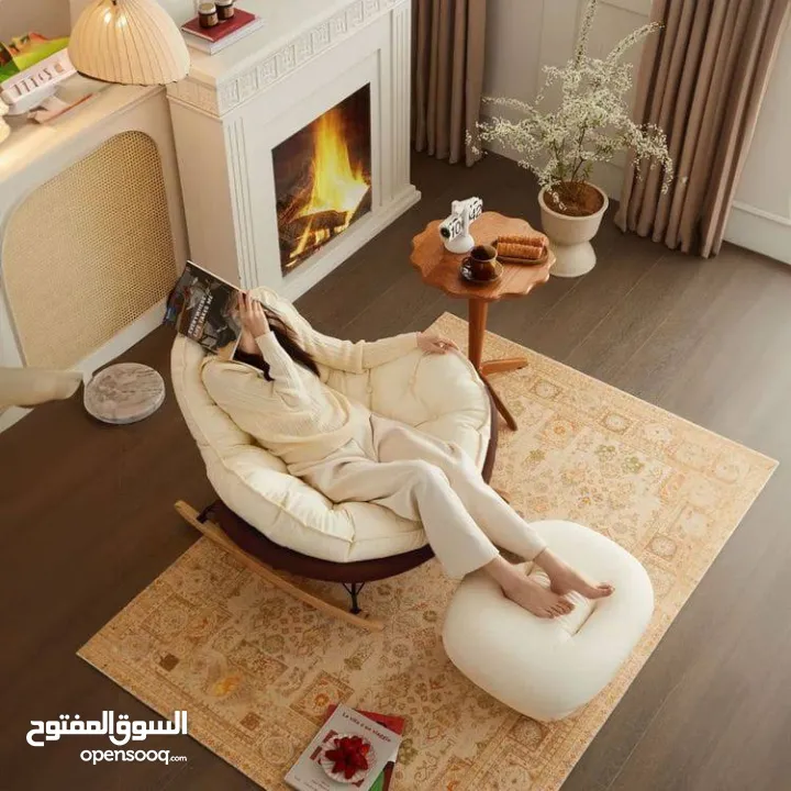 كرسي هزاز نفخ فاخر على شكل قلب متوفر بعدة ألوان اخضر و بني و برتقالي و رمادي