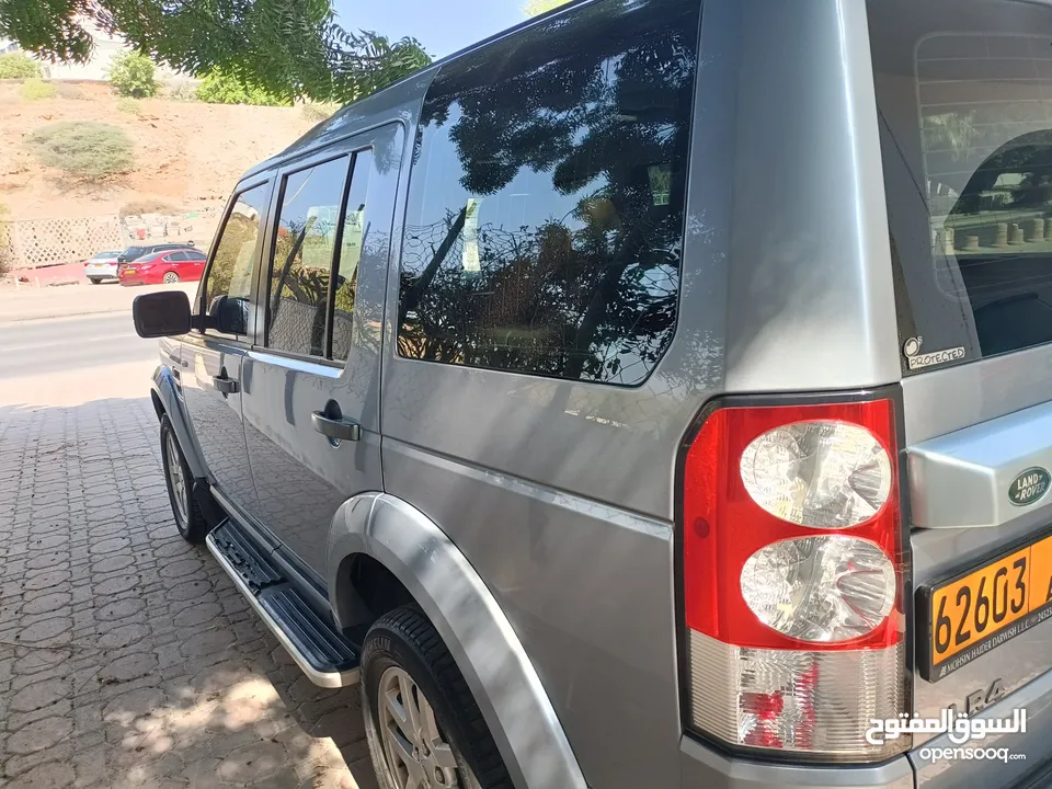 Land Rover LR4 in Muscat