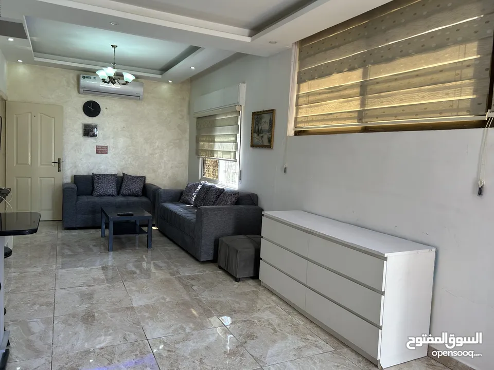 كوزمو السابع استديو مفروش للايجار
