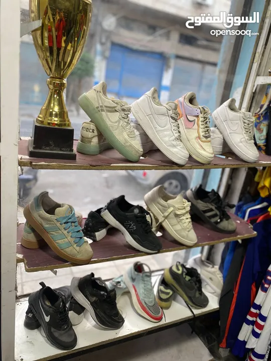 محل اوروبي بضاعه  نضيف ونخب للبيع  العنوان  الزرقاء حي معصوم مربع المقبره