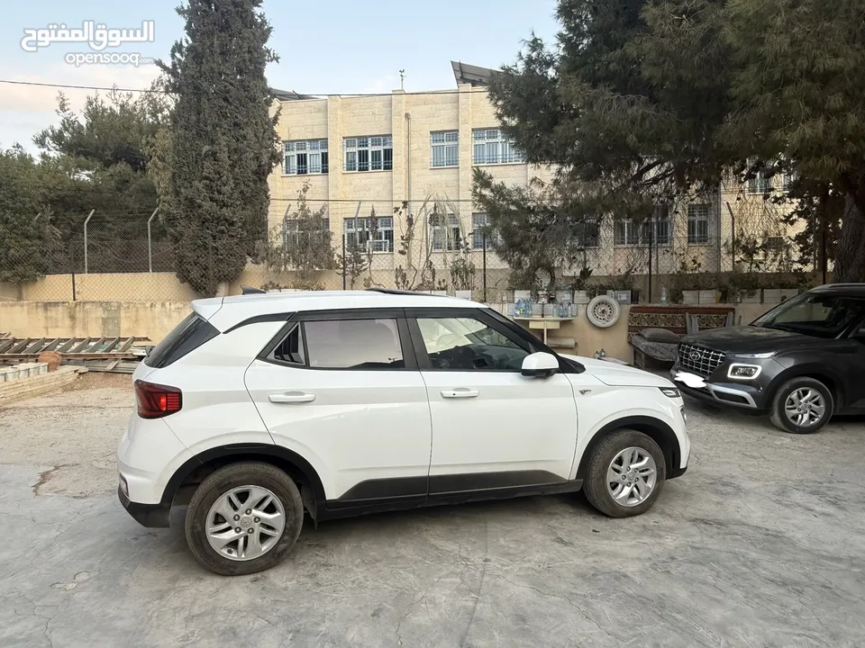 جب هونداي فينو 2020 مع فتحة سقف عداد قليل 49 الف