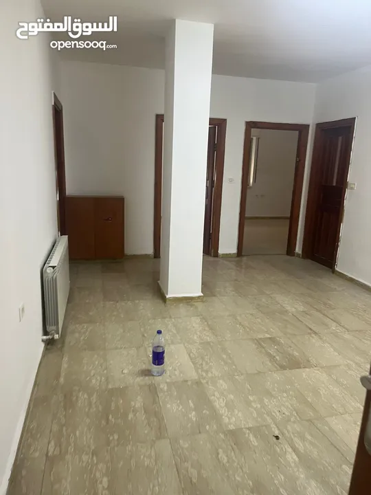 شقة ارضية للإيجار