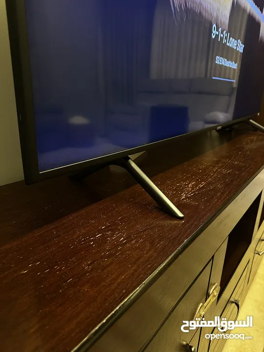 خزانة تلفزيون TV Unit بحالة جيدة