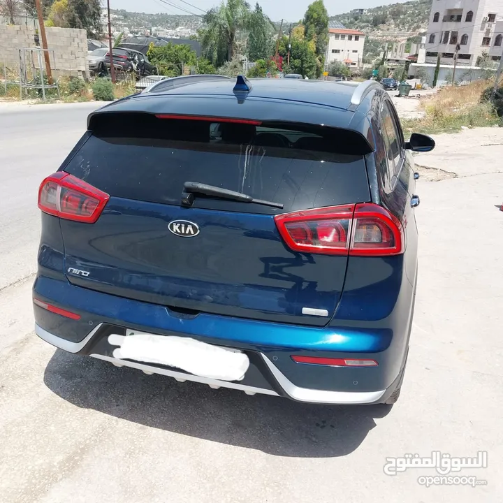 كيا نيرو 2018
