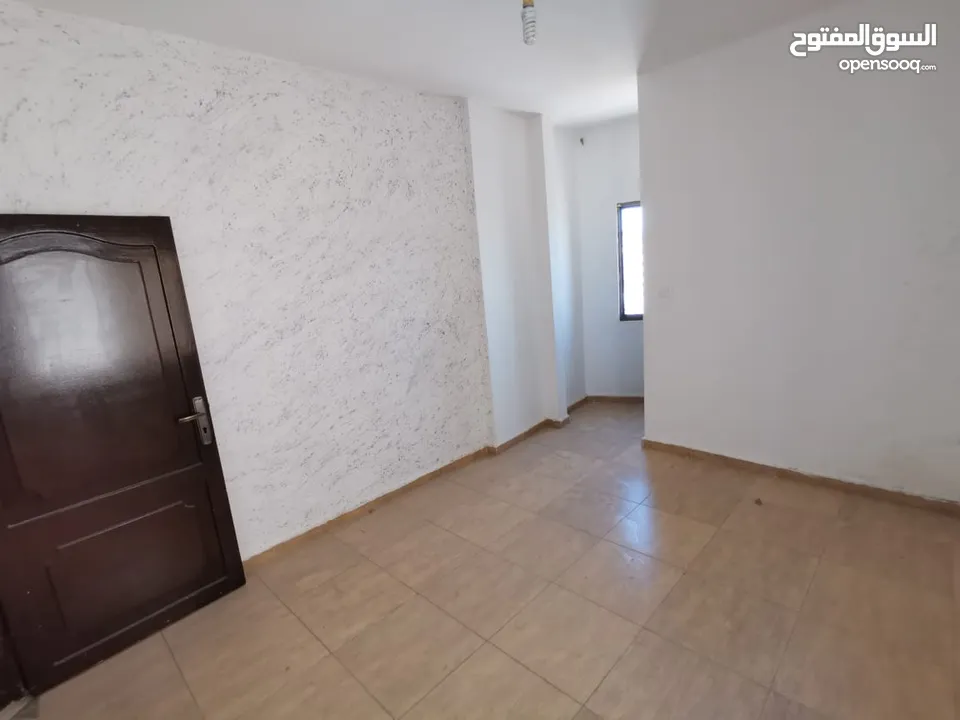 روف و شقة للبيع