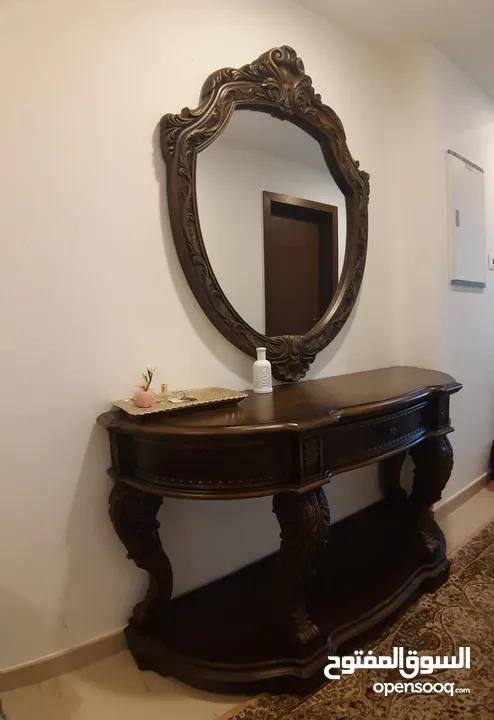 Mirror with drawer and shoe racket