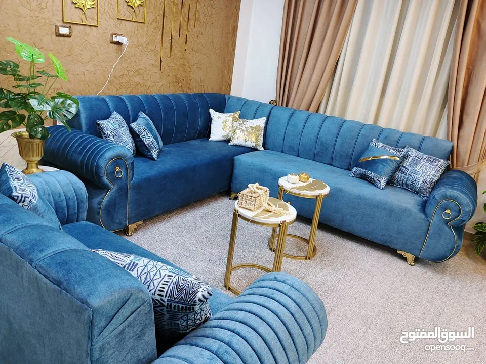 طقم كنب شبه جديد بحالة ممتازة