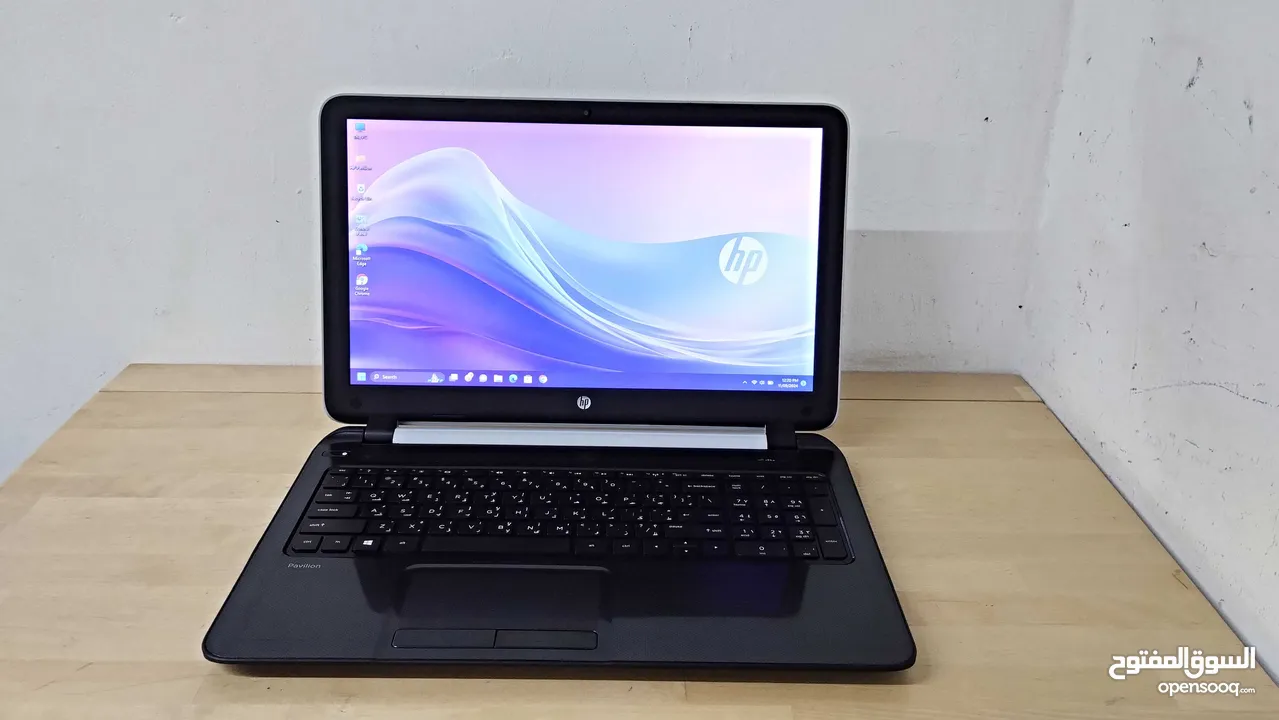 HP Pavilion / i5 / 12 GB Ram / 128 GB SSD