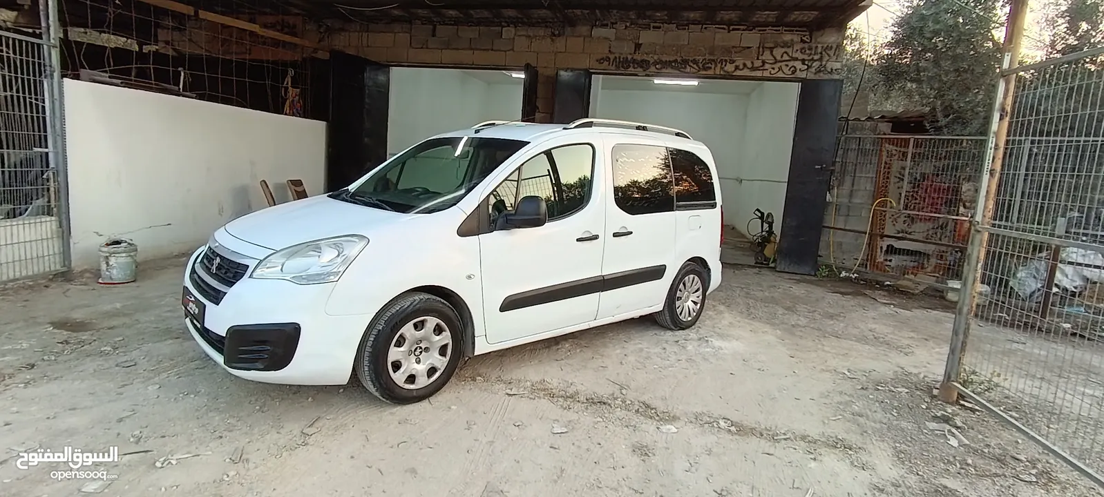 بيجو وسيت وبولو واكسنت