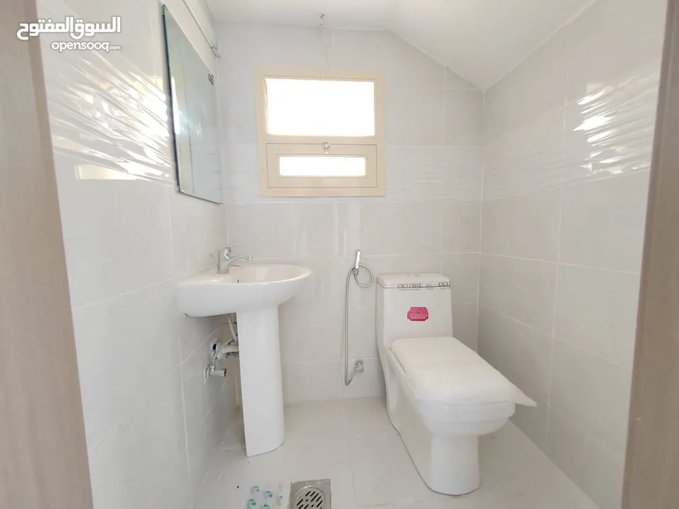 فيلا للايجار منطقه الزاهيه