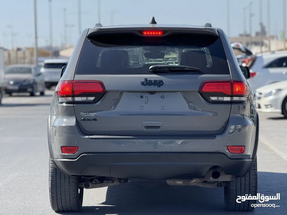 Jeep Grand Cherokee 2019 model, imported from America, accident-free, in agency condition