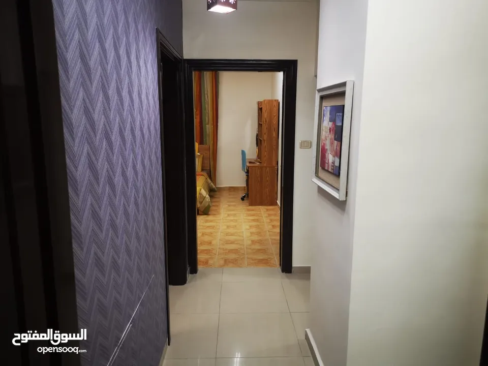 شقة مفروشة للايجار اربع وثلاث غرف نوم في الرابية يومي اسبوعي