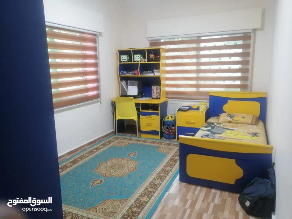 شقه للبيع في جبل التاج