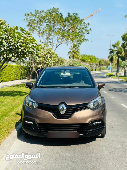 Renault Captur Compact SUV Hatchback  Year-2016.Very low mileage Driven car in Excellent Condition