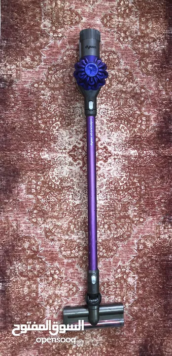 مكنسة Dyson V6 Animal Pro مستعملة بحالة ممتازة بسعر لا يُفوّت