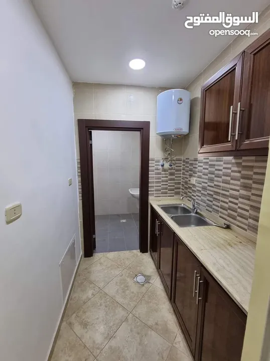 مكاتب للإيجار