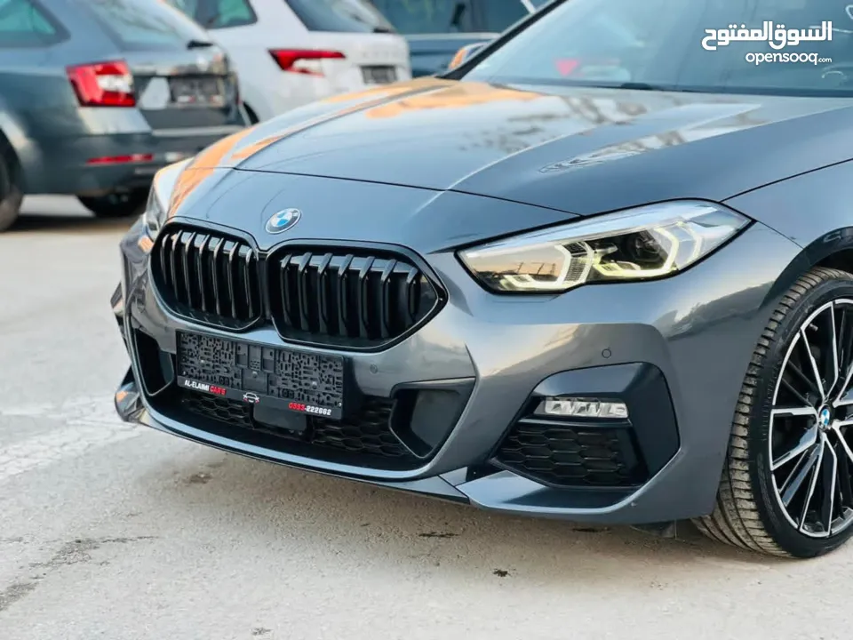 سيارة مميزة