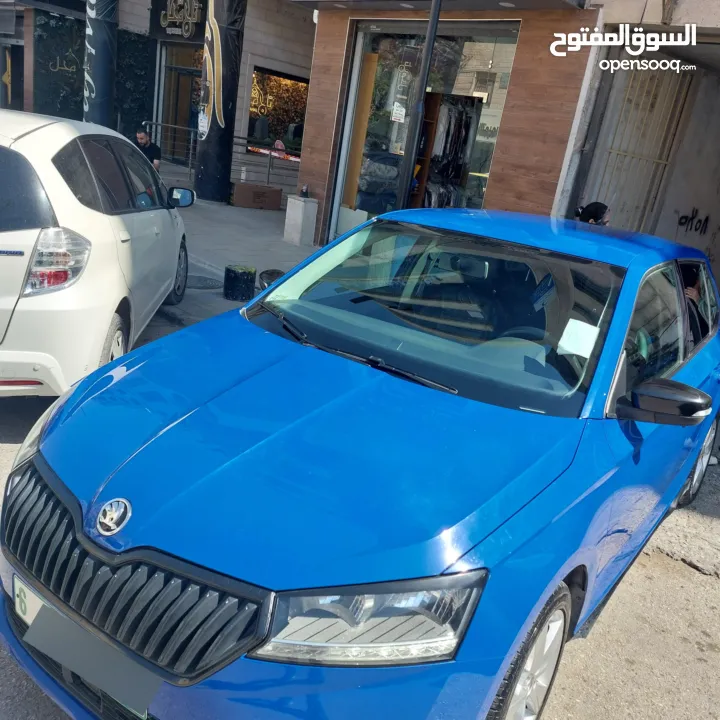 سكودا فابيا للبيع بسعر مغري وعداد منخفض