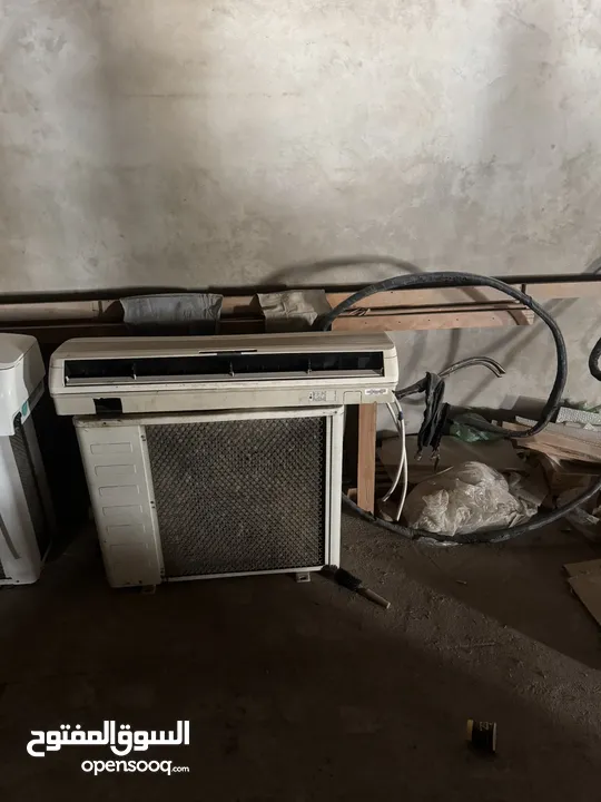 Ladies Saloon all Items sale in good price