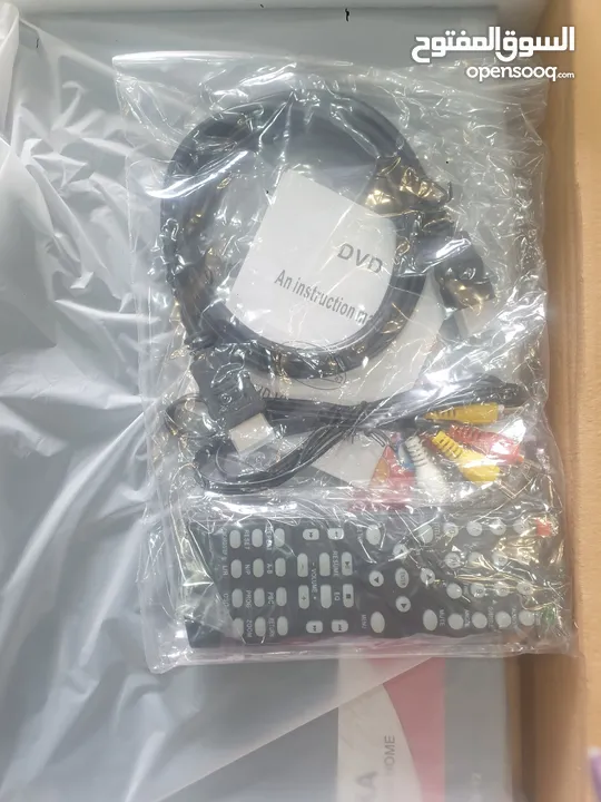 جهاز dvd يعمل على جميع انواع شاشات التلفزيون نظام HD ومدخل usb