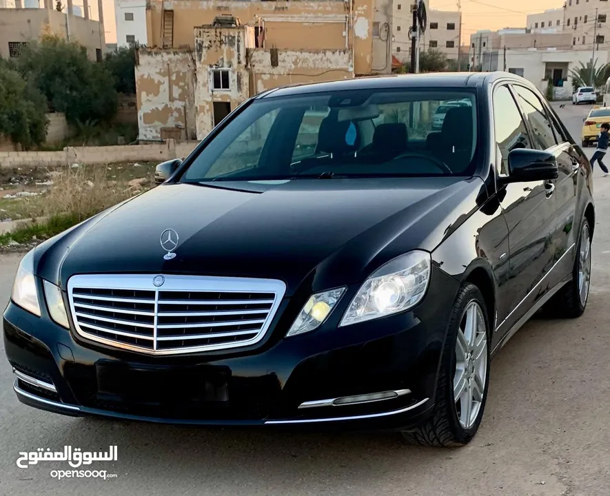 Mercedes E200.2011 ELEGANCE