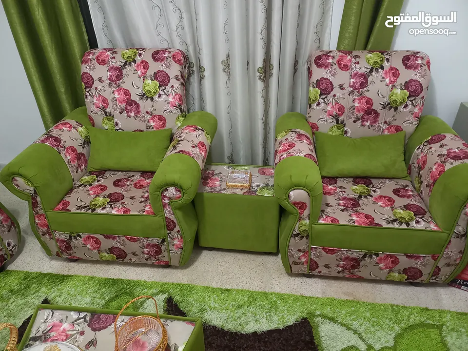طقم كنب بحالة الوكالة