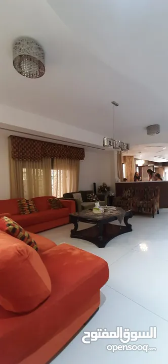 فيلا للايجار يوجد خيارات اخرى Villa for rent, other options available V7
