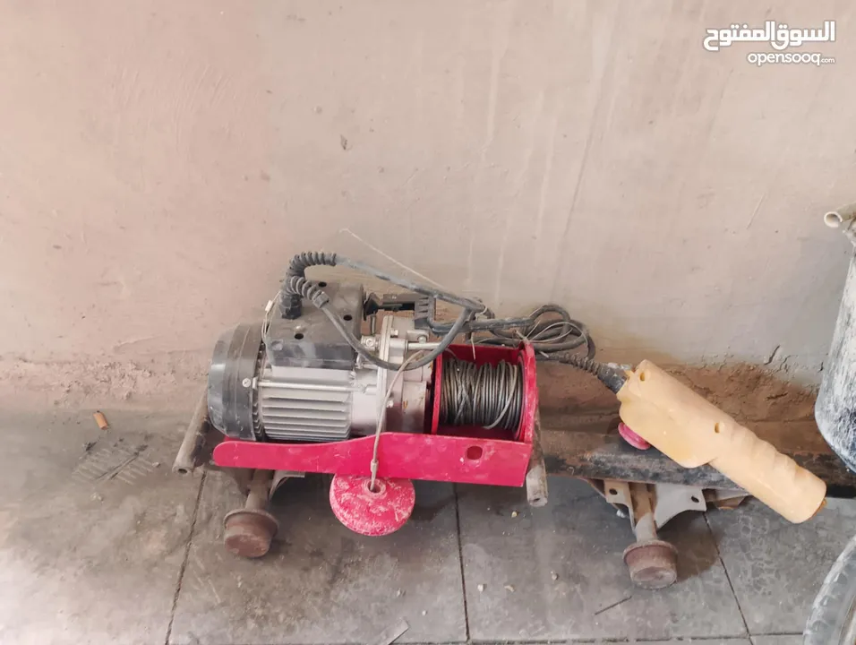 عدة شبه جديده للبيع بسعر ممتاز