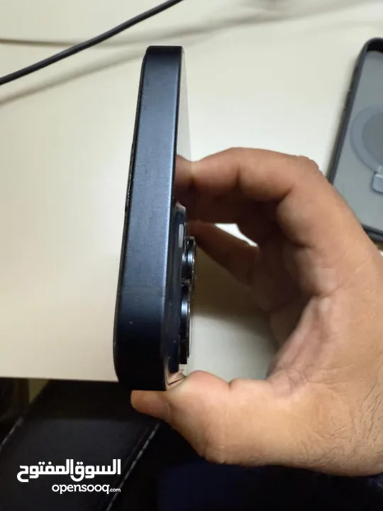 IPHONE 14 ( 128GB )  - ايفون 14 ذاكره 128 جيجا مستعمل بحاله الجديد - مع كرتونته وشاحنه الاصلي