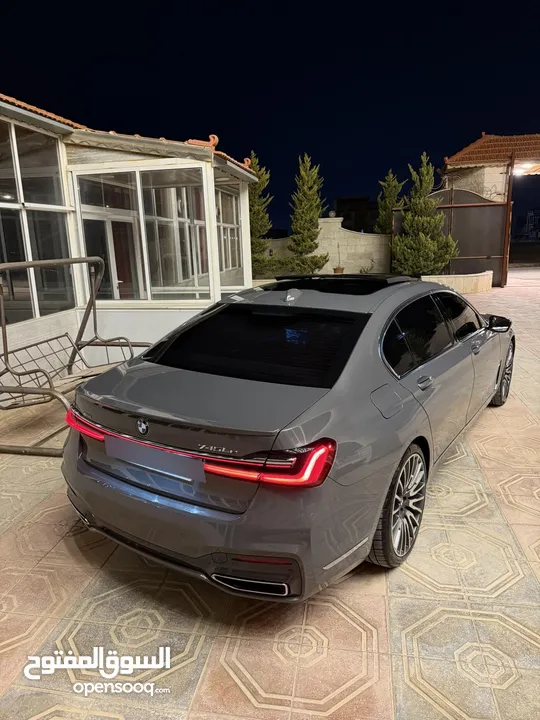 BMW 2020 745Le  فل كامل مواصفات خاصه وارد شركه